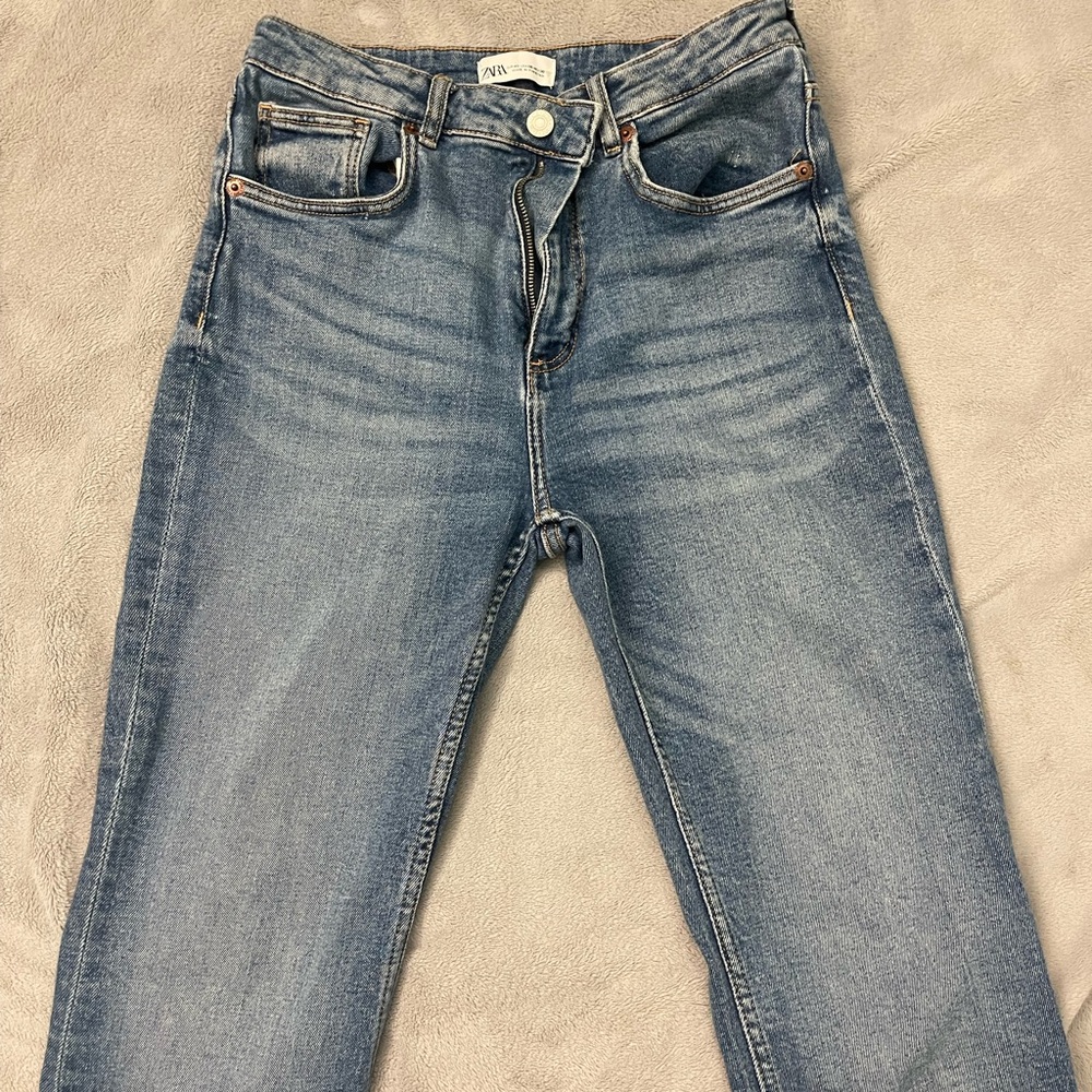 Zara jeans